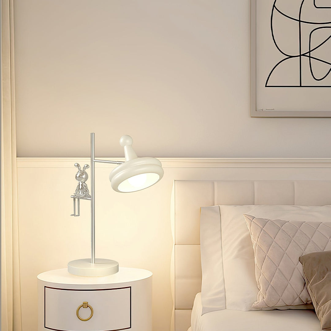 Playful Rabbit Table Lamp | Kalsten
