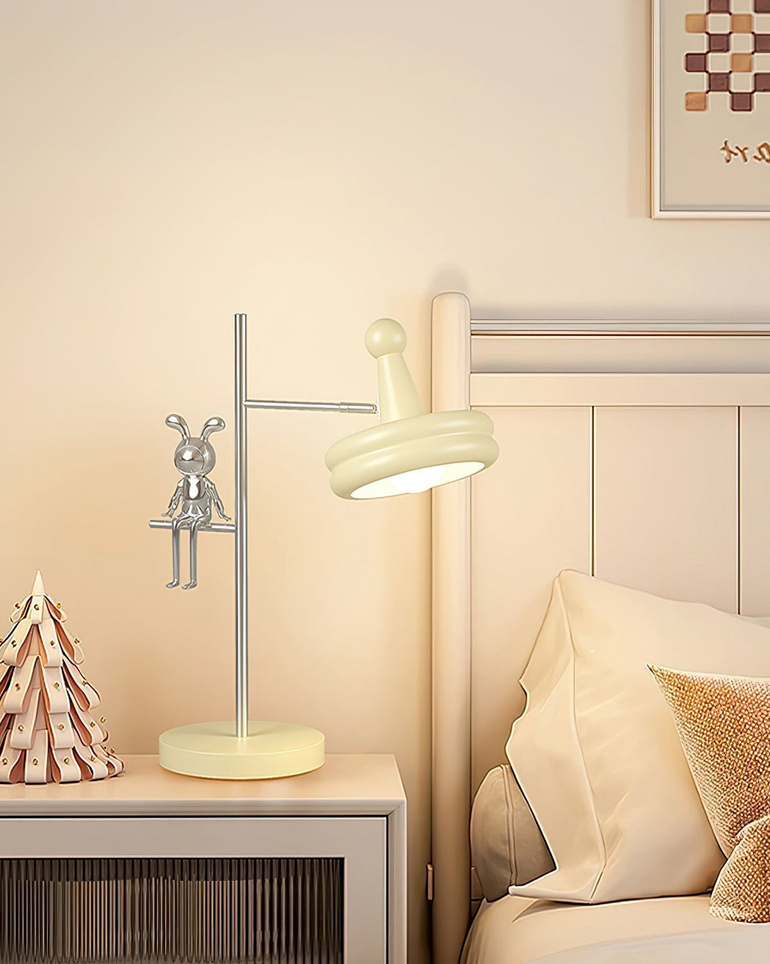 Playful Rabbit Table Lamp | Kalsten
