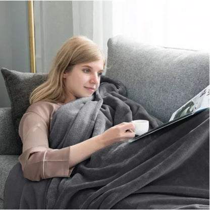 Skanto | CozyGuard Waterproof Blanket – Reversible, Stain-Resistant & Soft Plush Design