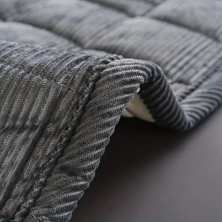 Kalsten | Metro Line Quilted Couch Cover Mat