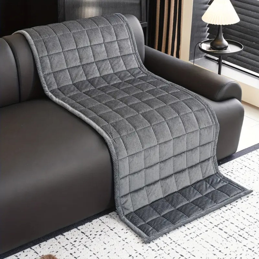 Kalsten | Metro Line Quilted Couch Cover Mat