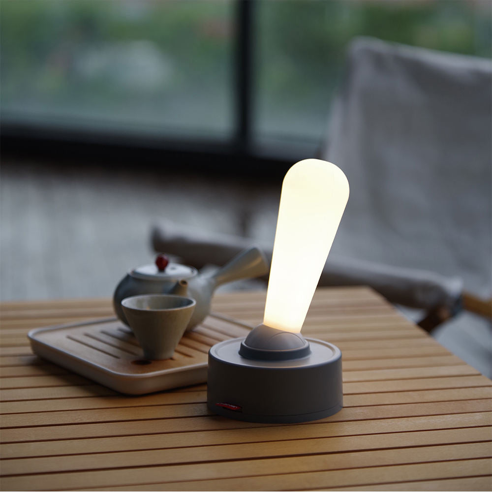 GlowSwitch - Classic Lever Table Lamp | Kalsten
