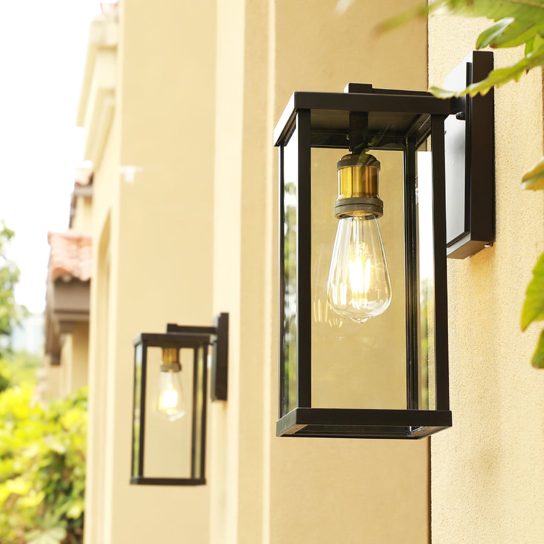 Radenko Glass Wall Light | Kalsten