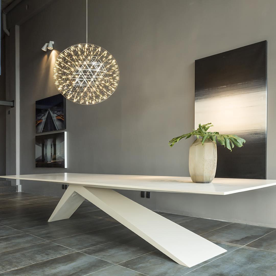 Gold Spark Ball Droplight Pendant Light | Kalsten