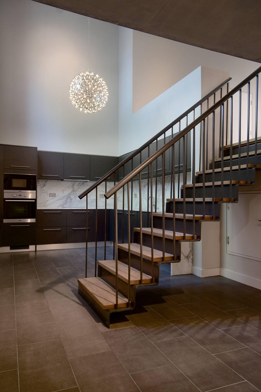 Gold Spark Ball Droplight Pendant Light | Kalsten