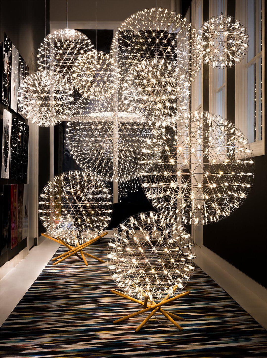 Gold Spark Ball Droplight Pendant Light | Kalsten