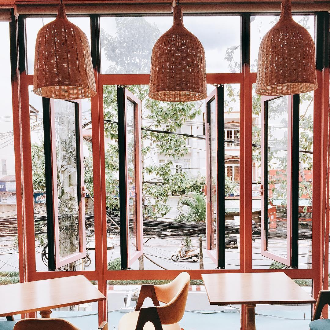 Rattan Pandent Light | Kalsten