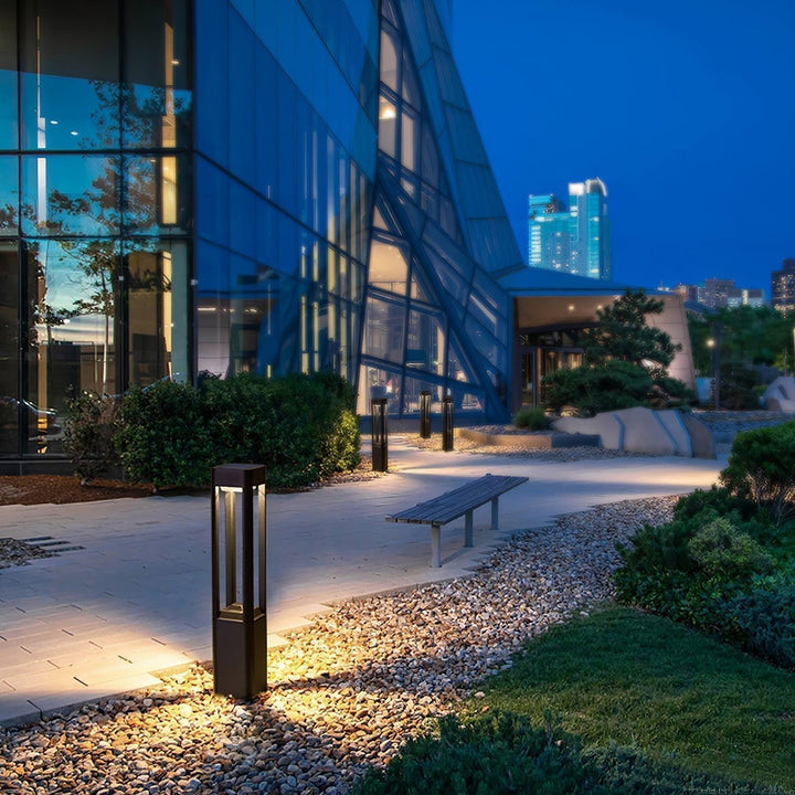 Rectangular Column Garden Outdoor Light | Kalsten