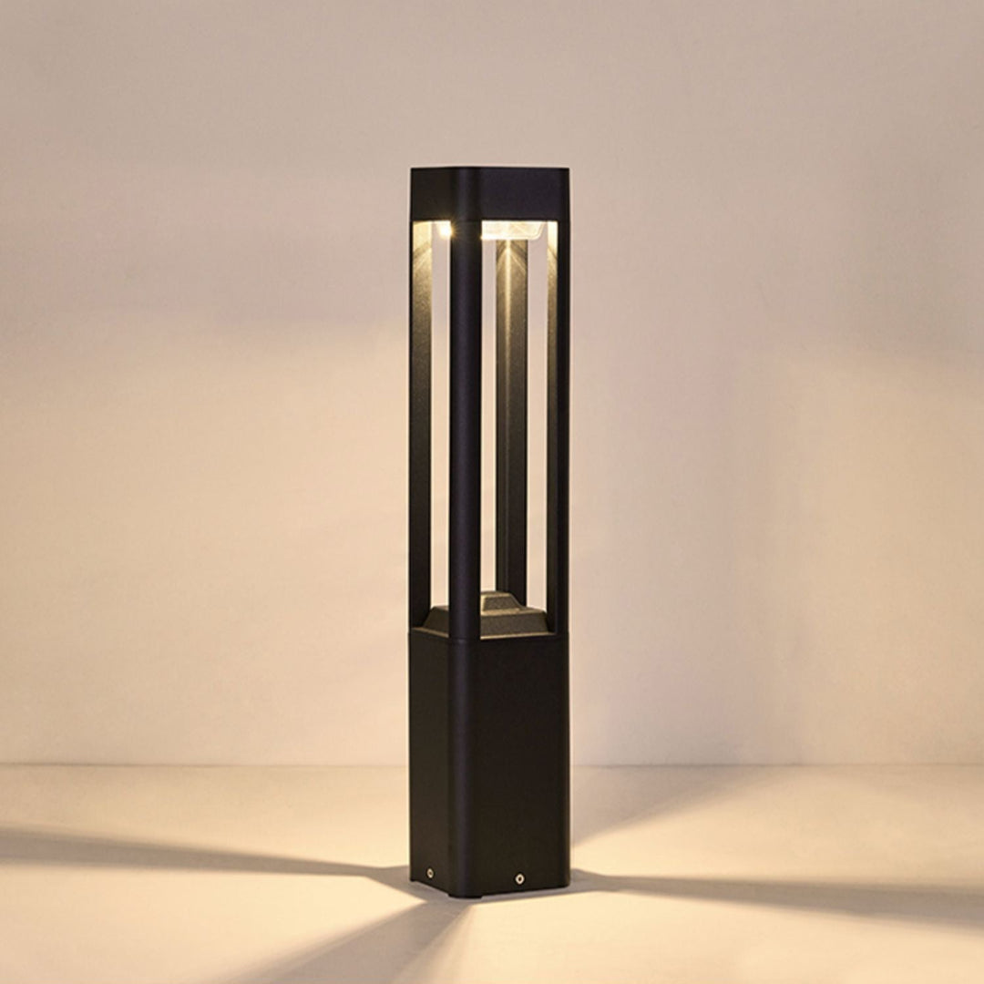 Rectangular Column Garden Outdoor Light | Kalsten