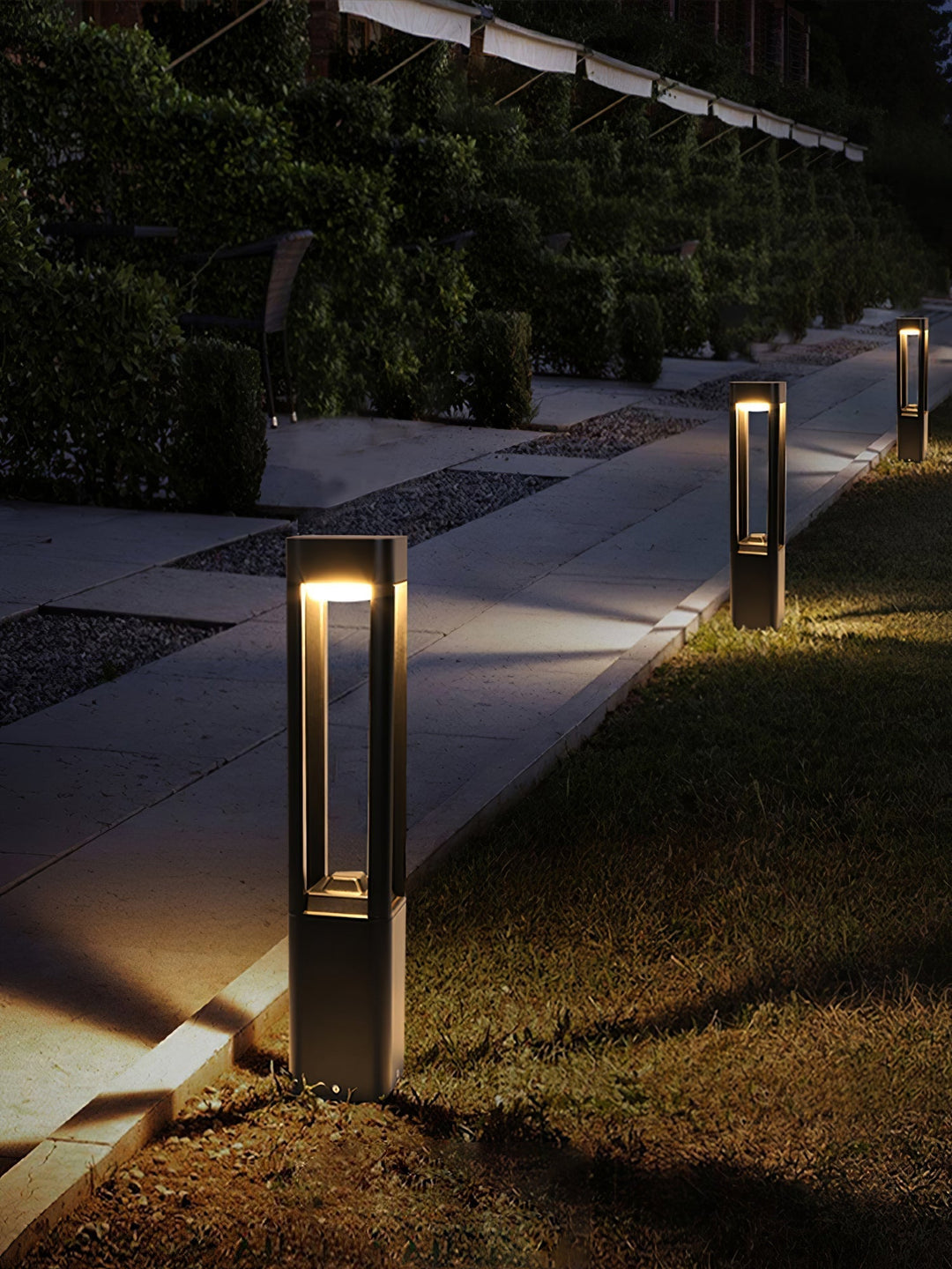 Rectangular Column Garden Outdoor Light | Kalsten