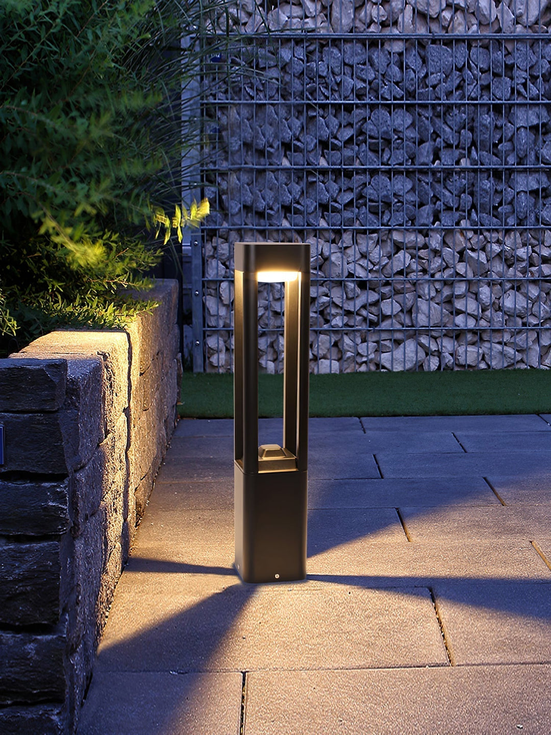 Rectangular Column Garden Outdoor Light | Kalsten