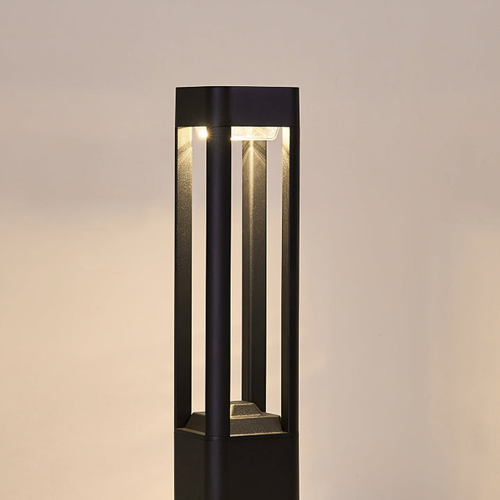 Rectangular Column Garden Outdoor Light | Kalsten