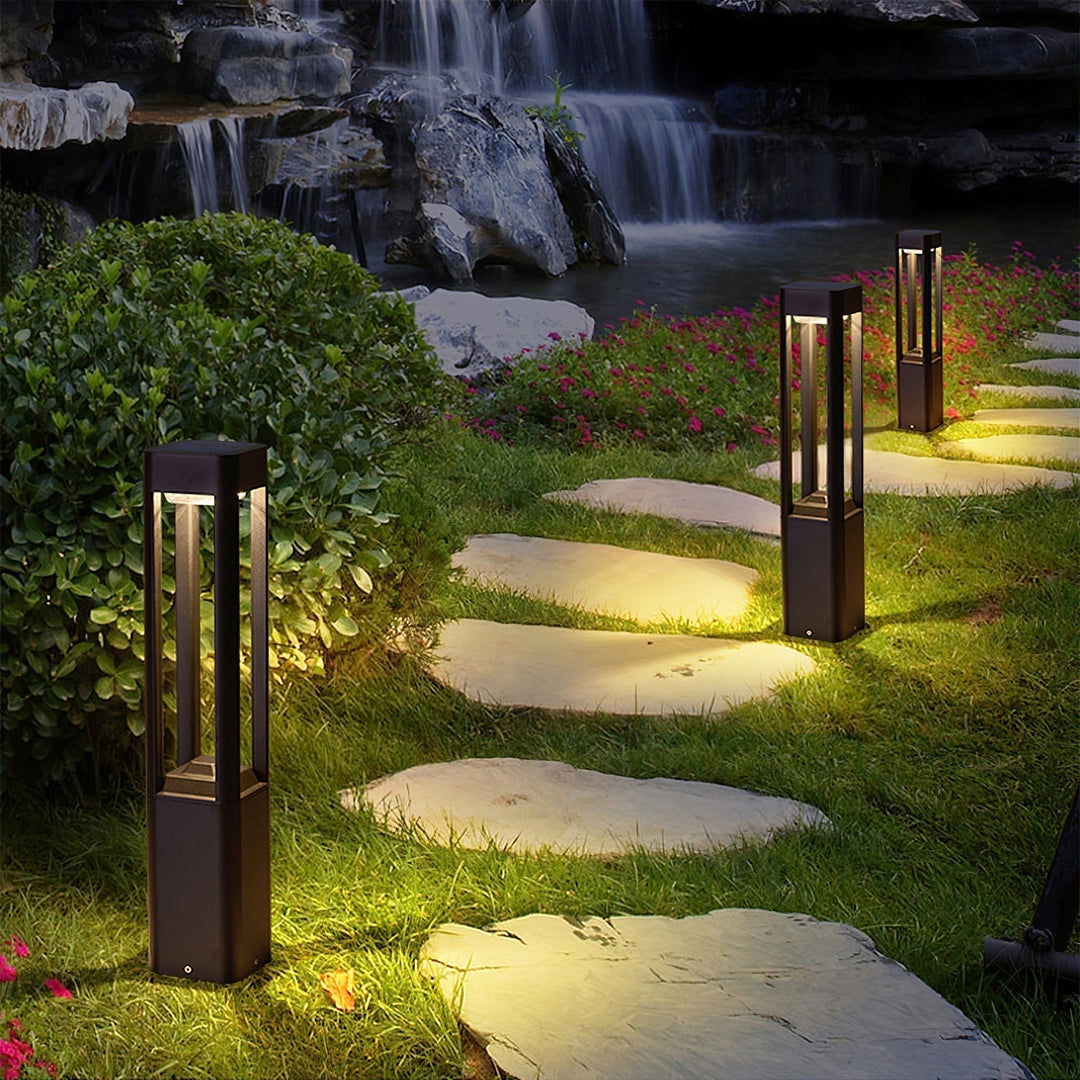 Rectangular Column Garden Outdoor Light | Kalsten