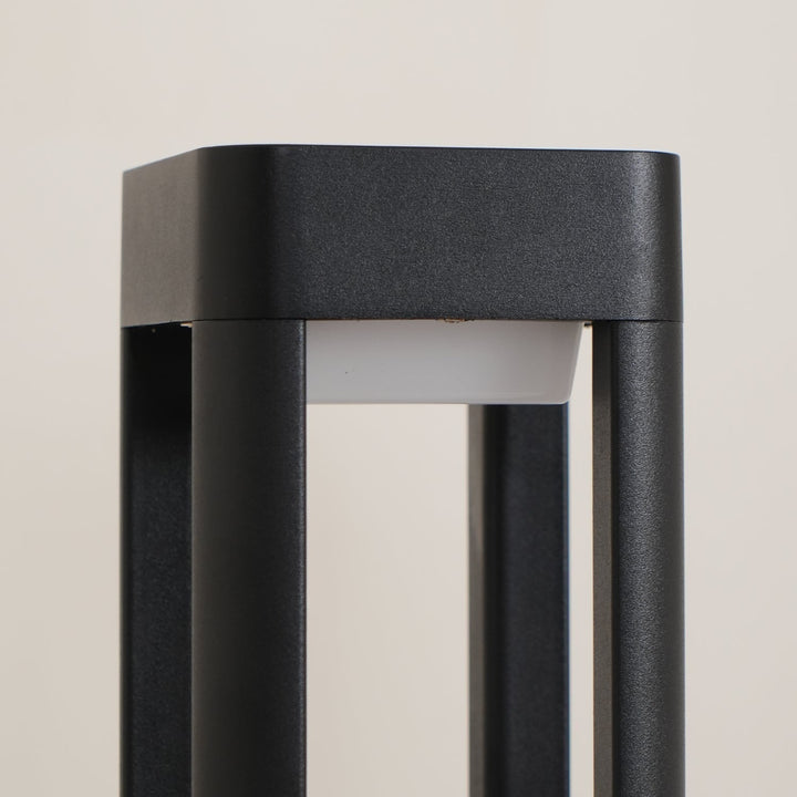 Rectangular Column Garden Outdoor Light | Kalsten