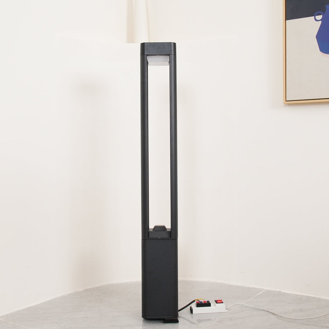 Rectangular Column Garden Outdoor Light | Kalsten