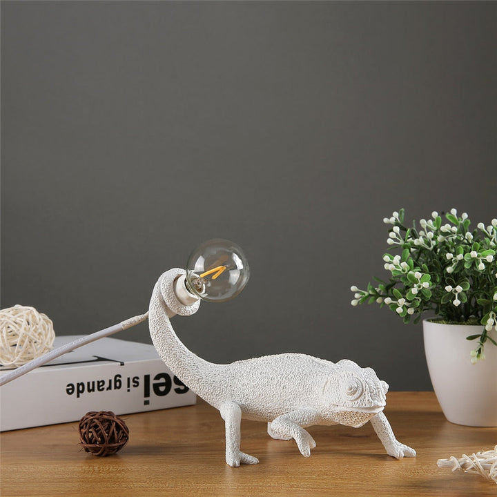 Resin Lizard Table Lamp 7.5' | Kalsten