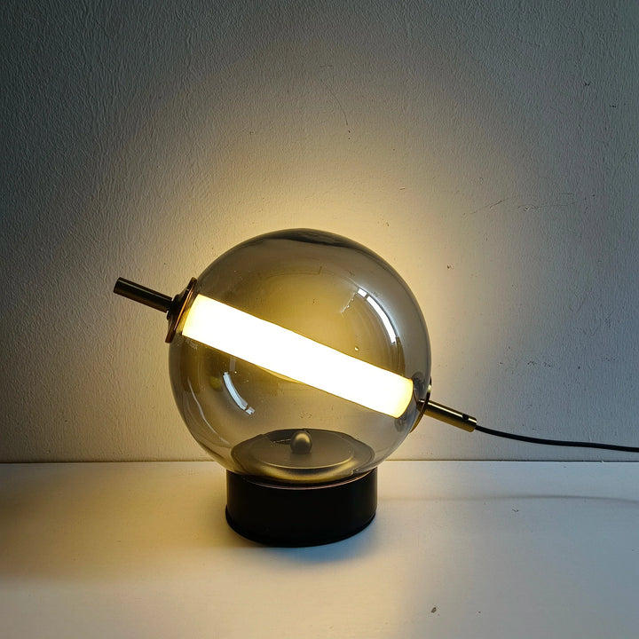 Retro Glass Table Lamp with Warm Glow - Timeless Elegance Kalsten