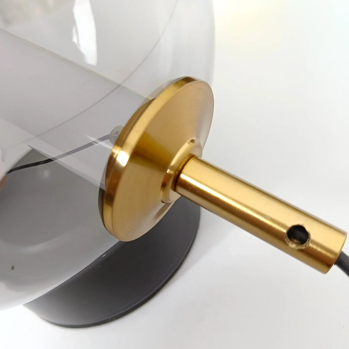 Retro Glass Table Lamp with Warm Glow - Timeless Elegance Kalsten