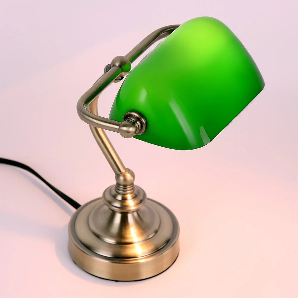 Retro Mini Desk Lamp NostalGlow – Compact Elegance Kalsten