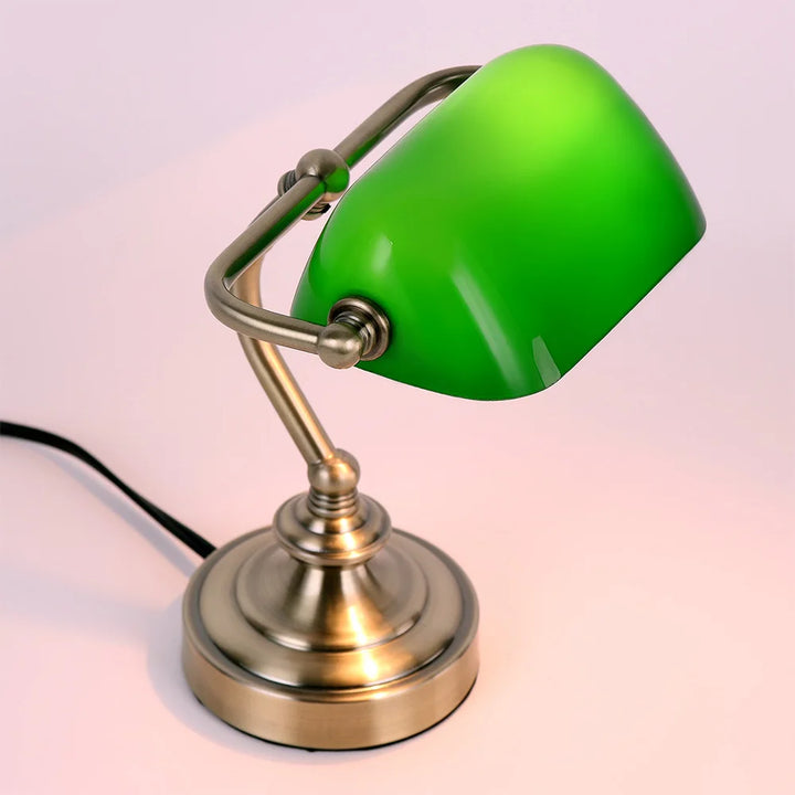 Retro Mini Desk Lamp NostalGlow – Compact Elegance Kalsten