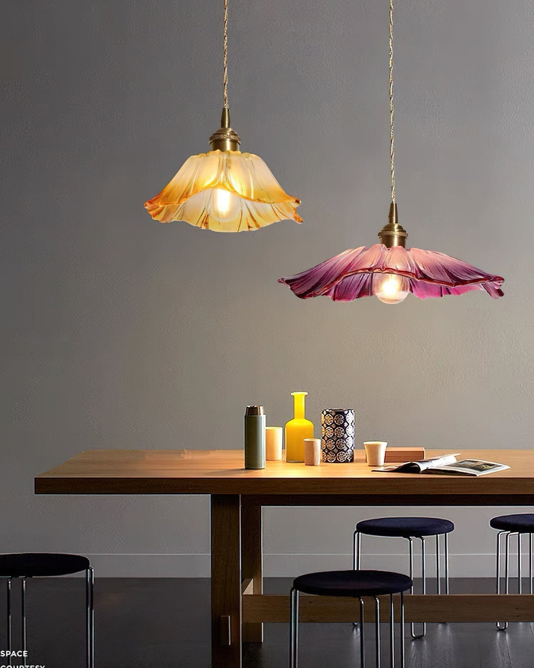 Retro Lotus Creative Glass Pendant Lamp | Kalsten