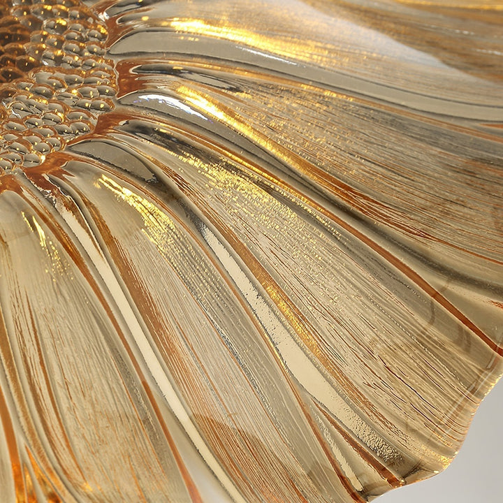 Ribbed Floral Pendant Light | Kalsten