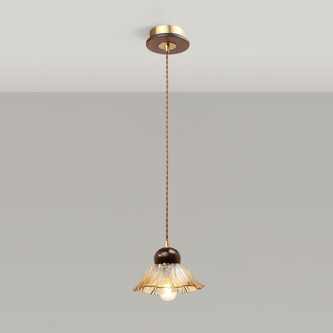 Ribbed Floral Pendant Light | Kalsten