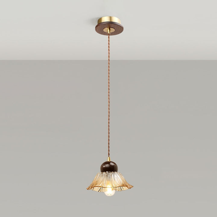 Ribbed Floral Pendant Light | Kalsten