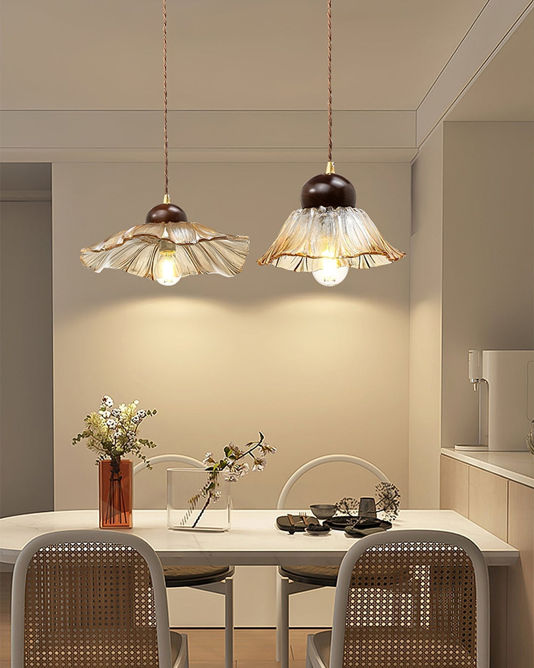 Ribbed Floral Pendant Light | Kalsten