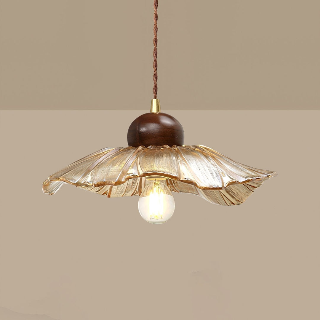 Ribbed Floral Pendant Light | Kalsten