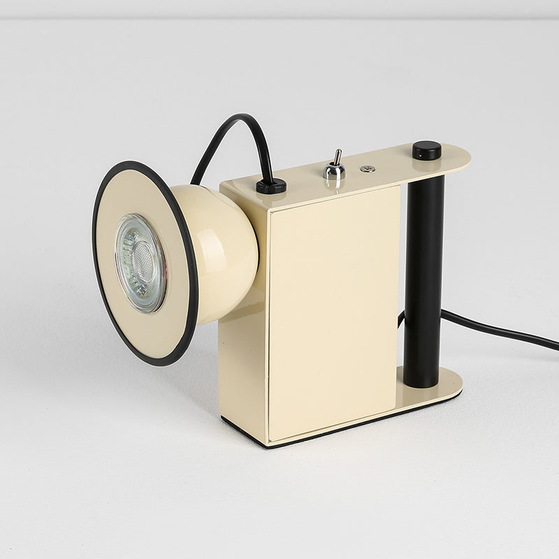 Roland Camera Table Light 7.7' | Kalsten