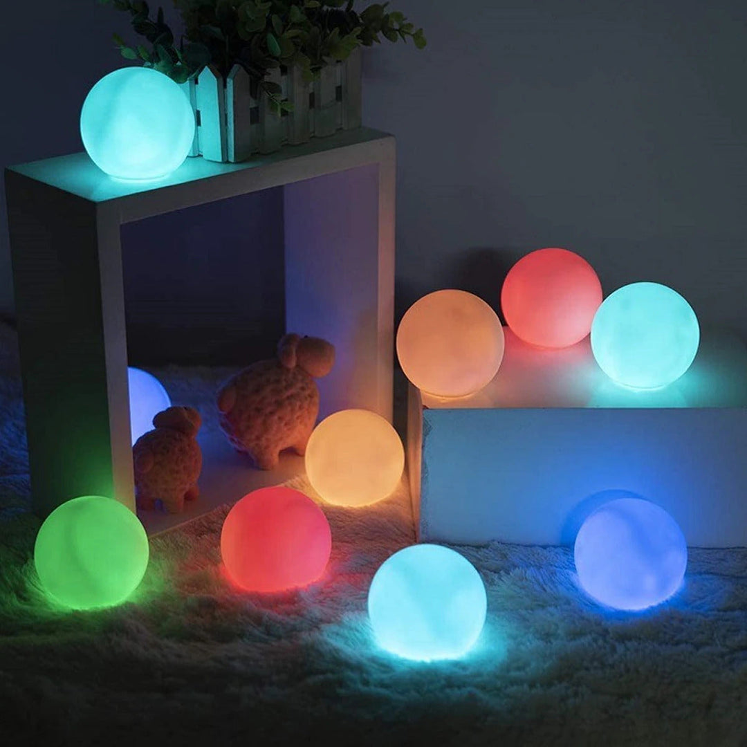 Moon Battery LED Indoor & Outdoor Table Lamp | Kalsten