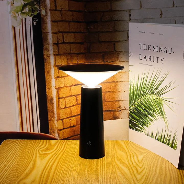 Smart table lamp for everyday use | Kalsten