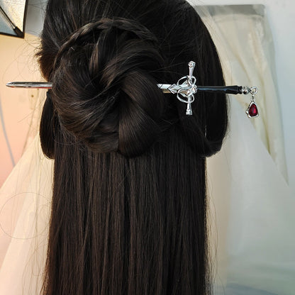 Brehn | Royal Knight Sword Hair Clip