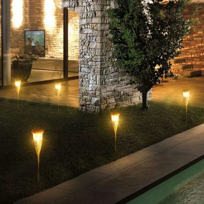 Solar Torch Set – 5 Flame-Effect LED Garden Lights