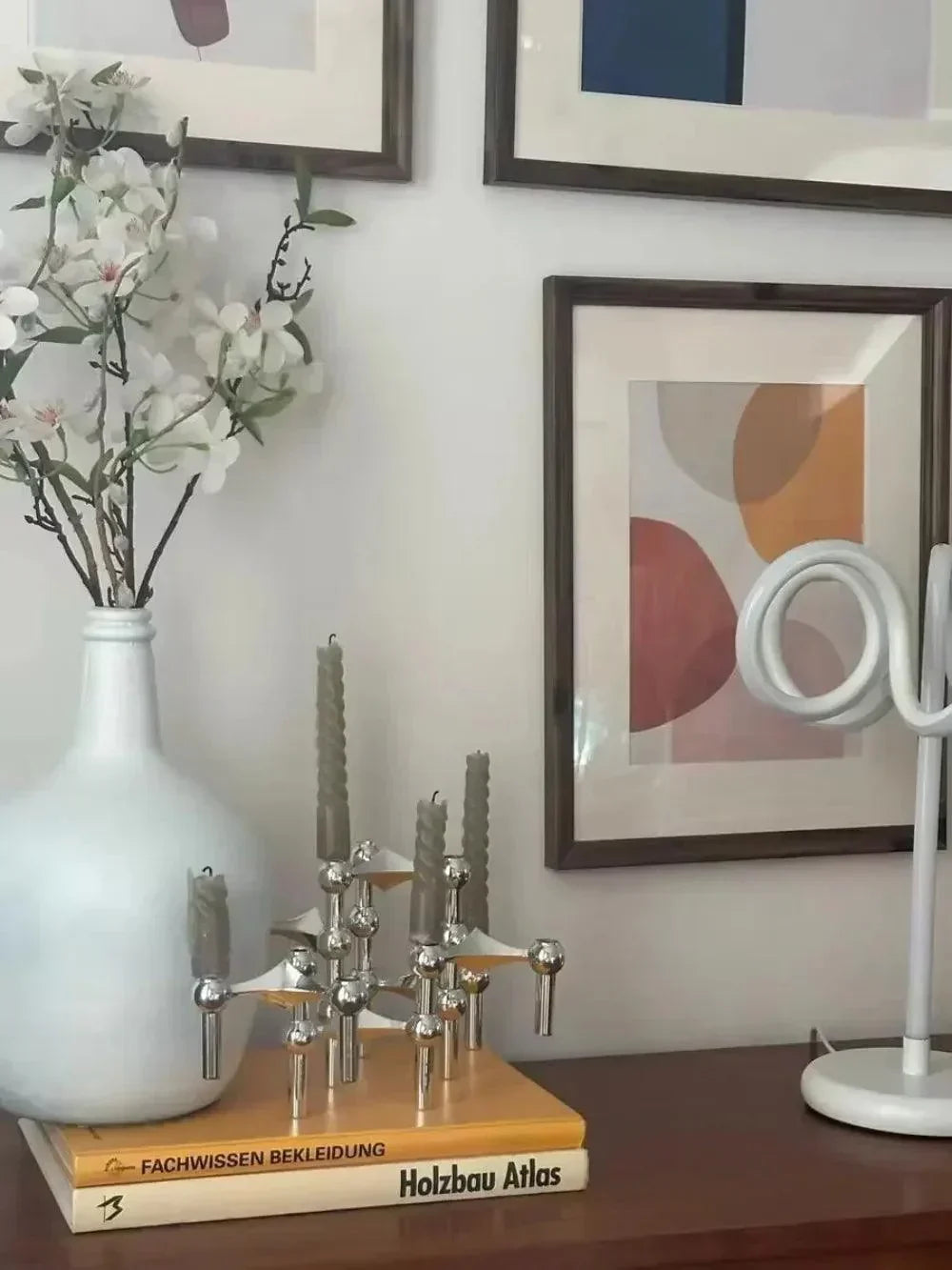 Modern Metal Candle Holder – Nordic Style