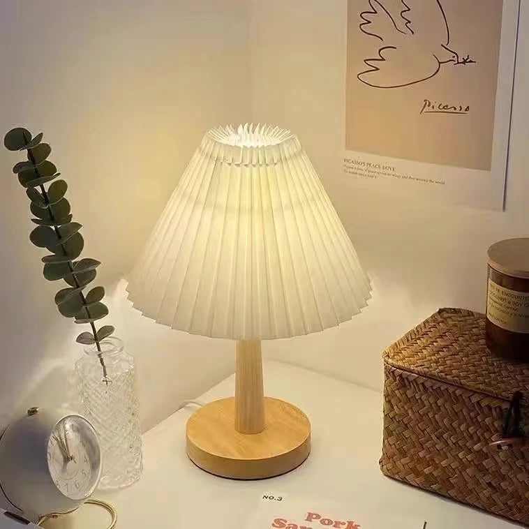 Foldable Pleat Table Lamp - Stylish Foldable LED Table Lamp for Unique Interior Design Kalsten