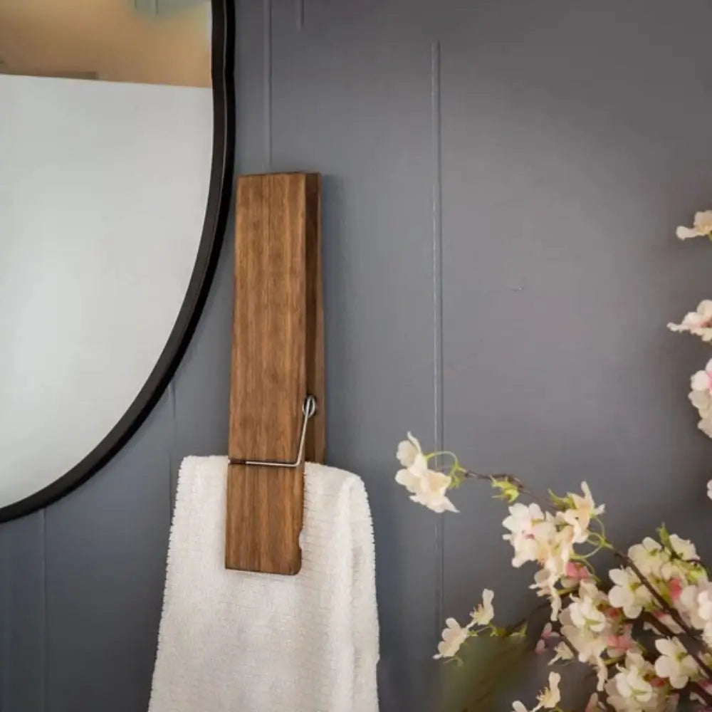 Elegant Towel Clip for Stylish Bathrooms – Easy to Install Kalsten