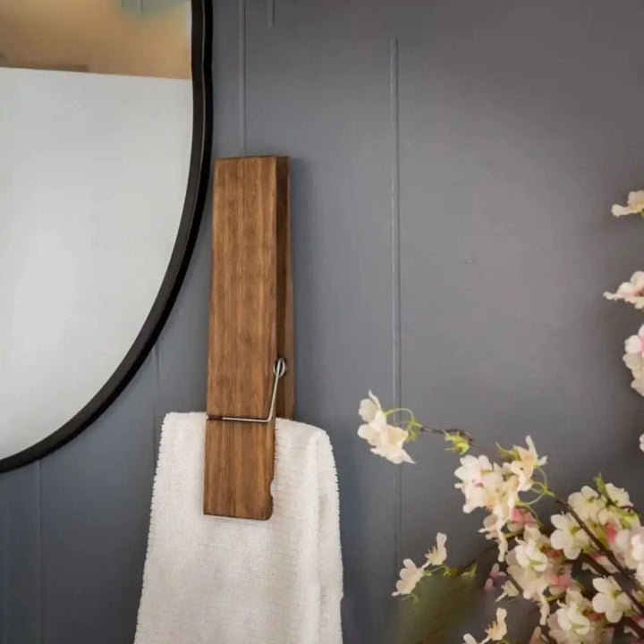Elegant Towel Clip for Stylish Bathrooms – Easy to Install Kalsten