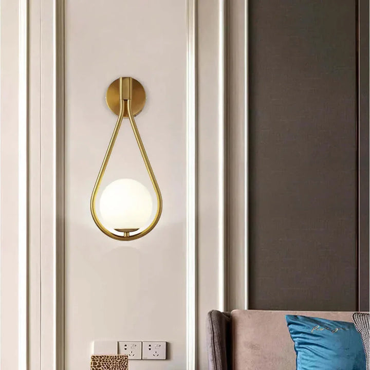 Drop Luxury Glass Balls Wall Lamp | Kalsten