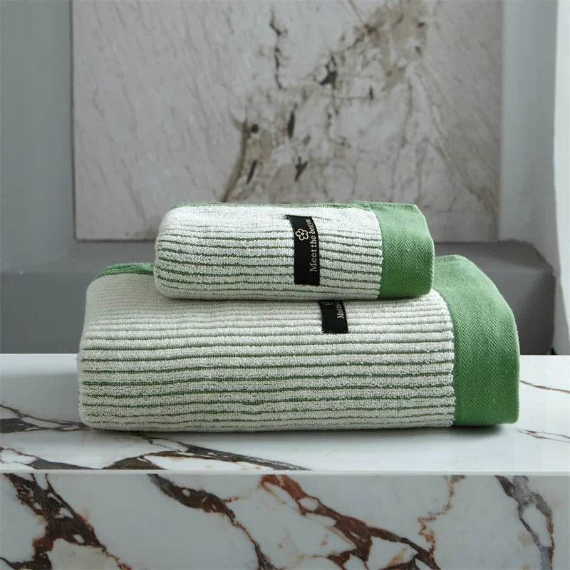 Kalsten | Luxurious, super soft and absorbent face/bath towel made from 100% organic cotton