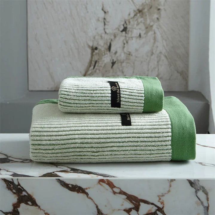 Kalsten | PureSoft – Luxurious bath towel made from 100% organic cotton