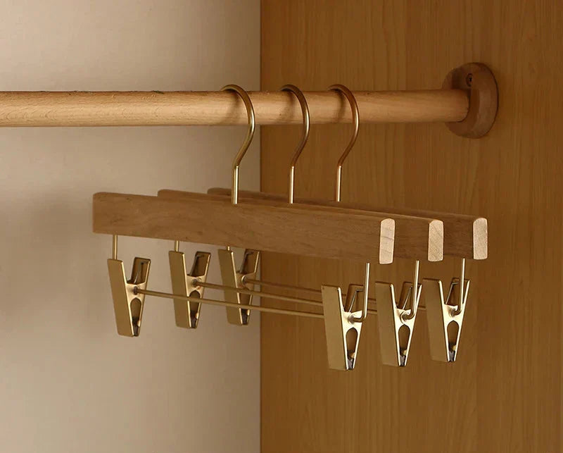 Kalsten | Set of 2 Premium Camphor Wood Hangers with Wide Shoulders for Clothing Organization