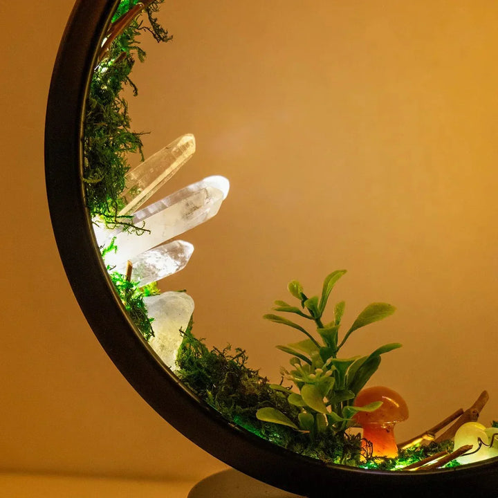 elegant round frame green crystals chic decoration | Kalsten
