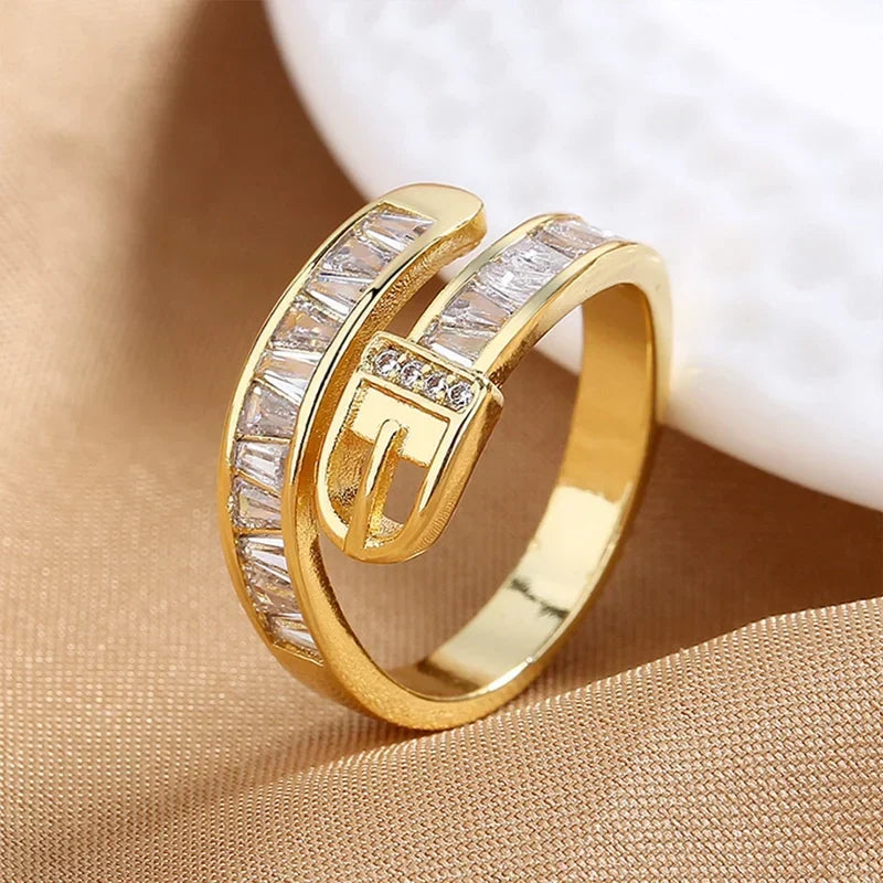 Kalsten | Diamond Belt Ring