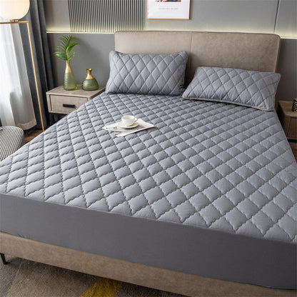 Skanto | Anti-Slip Waterproof Mattress Protector