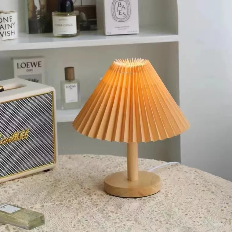 Foldable Pleat Table Lamp - Stylish Foldable LED Table Lamp for Unique Interior Design Kalsten