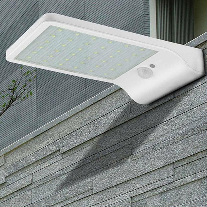 Waterproof Solar Outdoor Garden Light | Kalsten