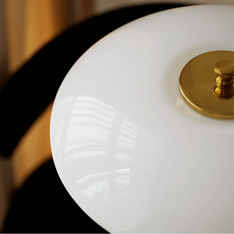 Retro Design Glass Table Lamp | Kalsten