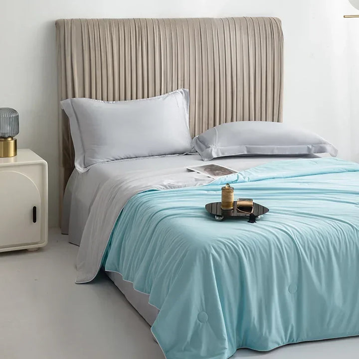 High-Quality Cooling Blanket – Smooth Air-Conditioning Comforter, Lightweight Summer Quilt with Double-Sided Cooling Fabric | Kalsten
